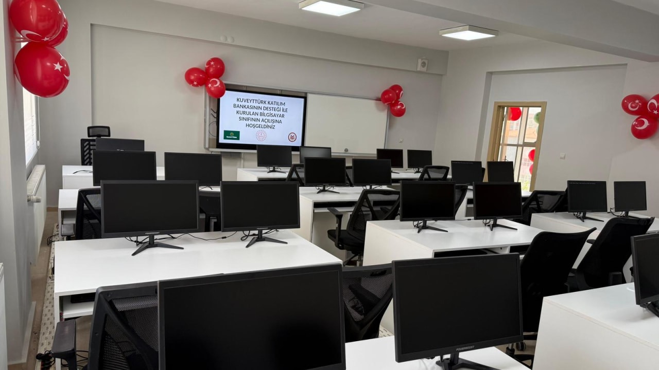 Kuveyt Türk, Geleceğe Yazılım Projesi Kapsamında Muş’ta Bilgisayar Laboratuvarı Açtı